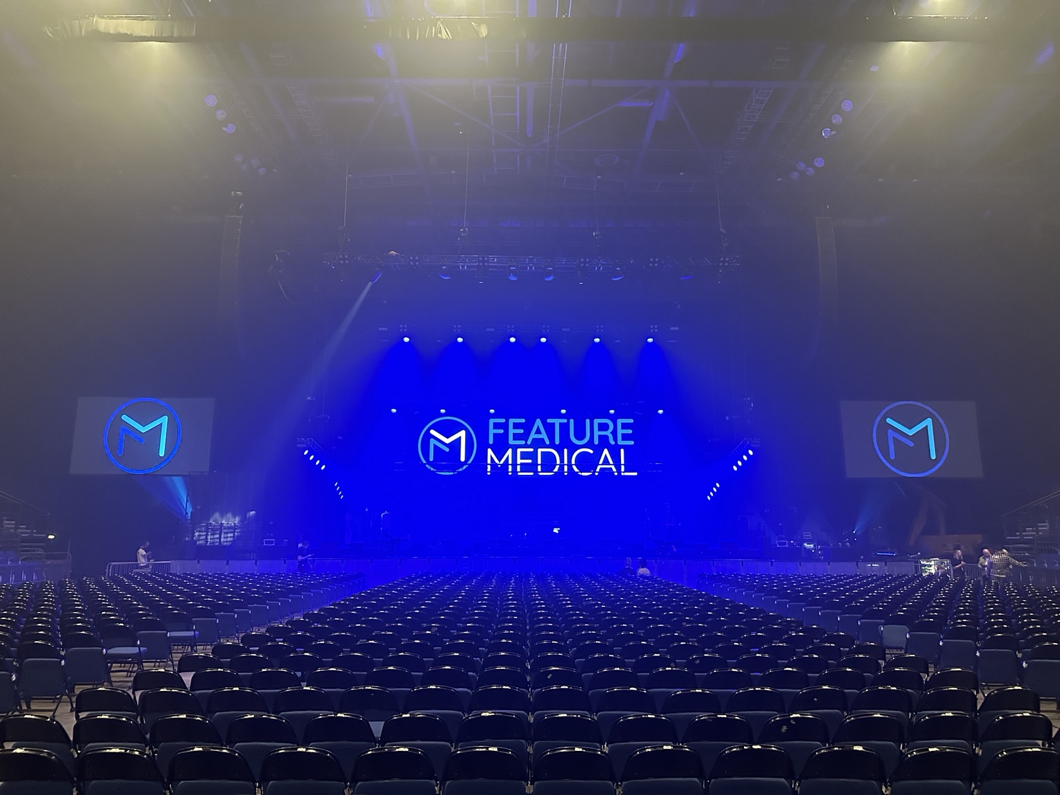 Feature Medical supporting a live music production